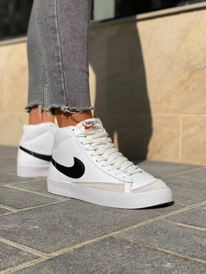 Кроссовки Nike Blazer Mid 77 белые с чёрным (41-45) 2933 фото