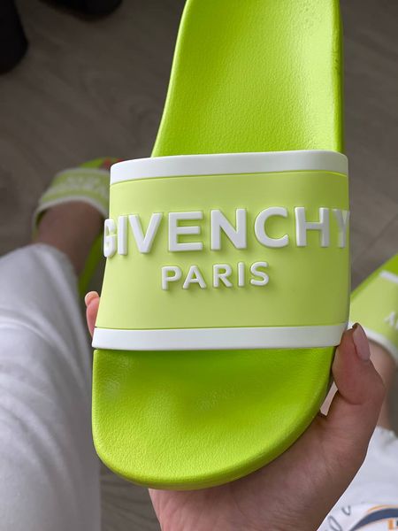 Женские тапочки Givenchy Lime шлёпки лаймовые (36-41) 3186 фото