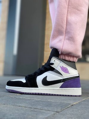 Женские кроссовки Nike Air Jordan 1 Retro Black White Purple черно-белые с фиолетовым (36-41) 3091 фото