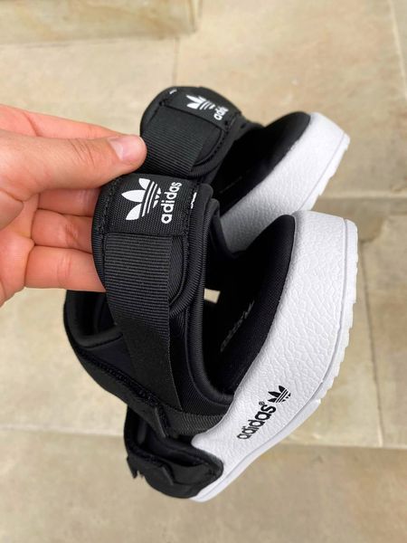 Мужские сандалии Adidas Adilette Sandals босоножки адидас чёрные (41-45) 3198 фото