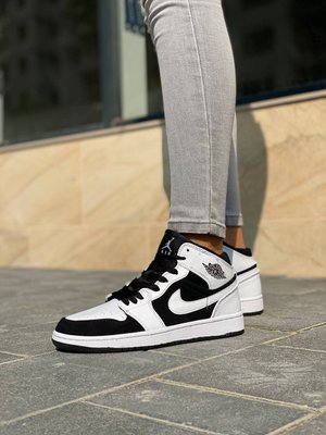 Мужские кроссовки Nike Air Jordan 1 Retro White Black белые с чёрным (41-45) 2940 фото